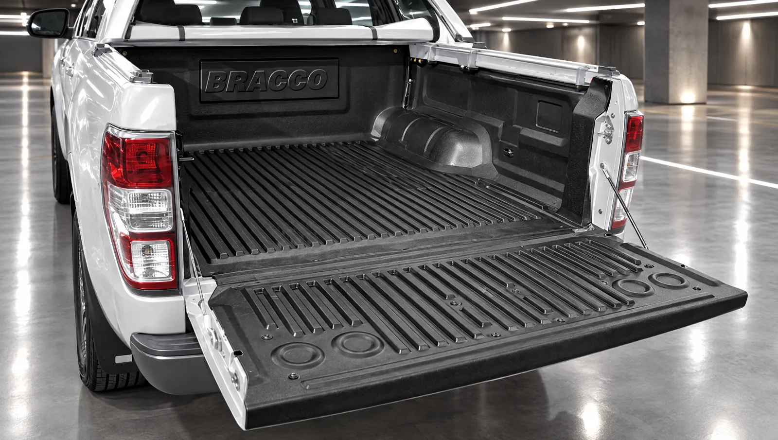 Cubrecaja Bracco en la caja de una pickup